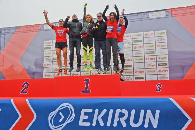 Federicq Fontana sul podio insieme al suo team RunFedeRun Federicq Fontana sul podio insieme al suo team RunFedeRun