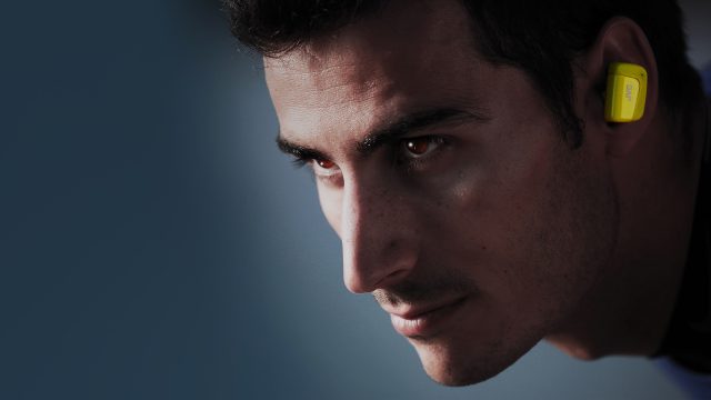 Il triatleta spagnolo Mario Mola, testimonial per JVC
