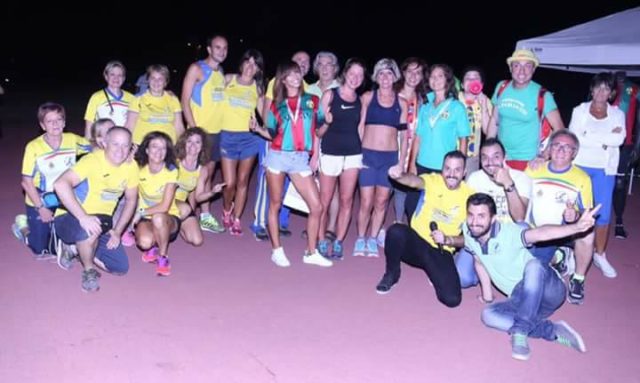 Tutti sorridenti durante l'edizione 2017 della RUN & WALK BY NIGHT