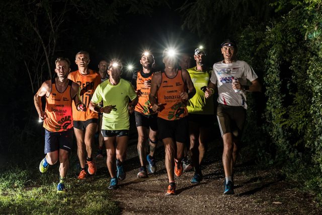 Un suggestivo passaggio in notturna dell'edizione 2017 all'Adventure River Fest