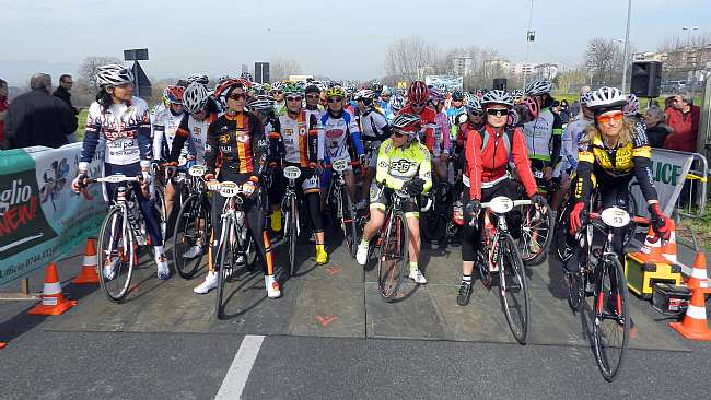 griglie-piene-alla-granfondo-dell-amore_t