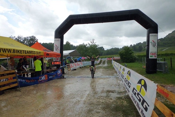 Cargnelutti all'arrivo a Fiaschetti di Caneva (foto organizzatori)