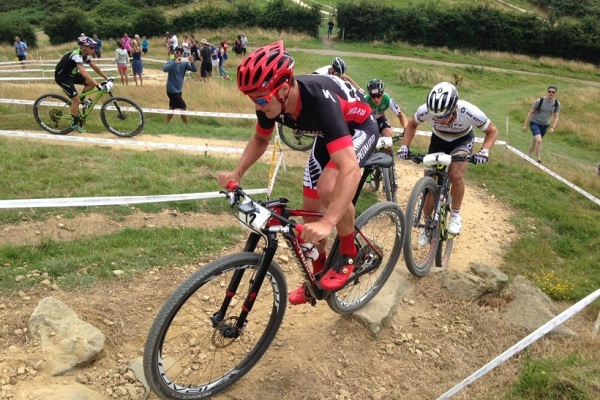 Il gruppo di testa all'Hadleigh Park (foto organizzatori)