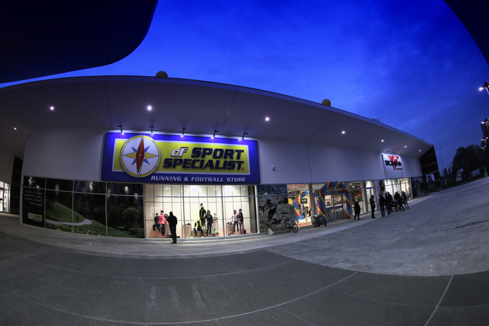 DF SPORT SPECIALIST E BICIMANIA, DOPPIA APERTURA 4ActionSport