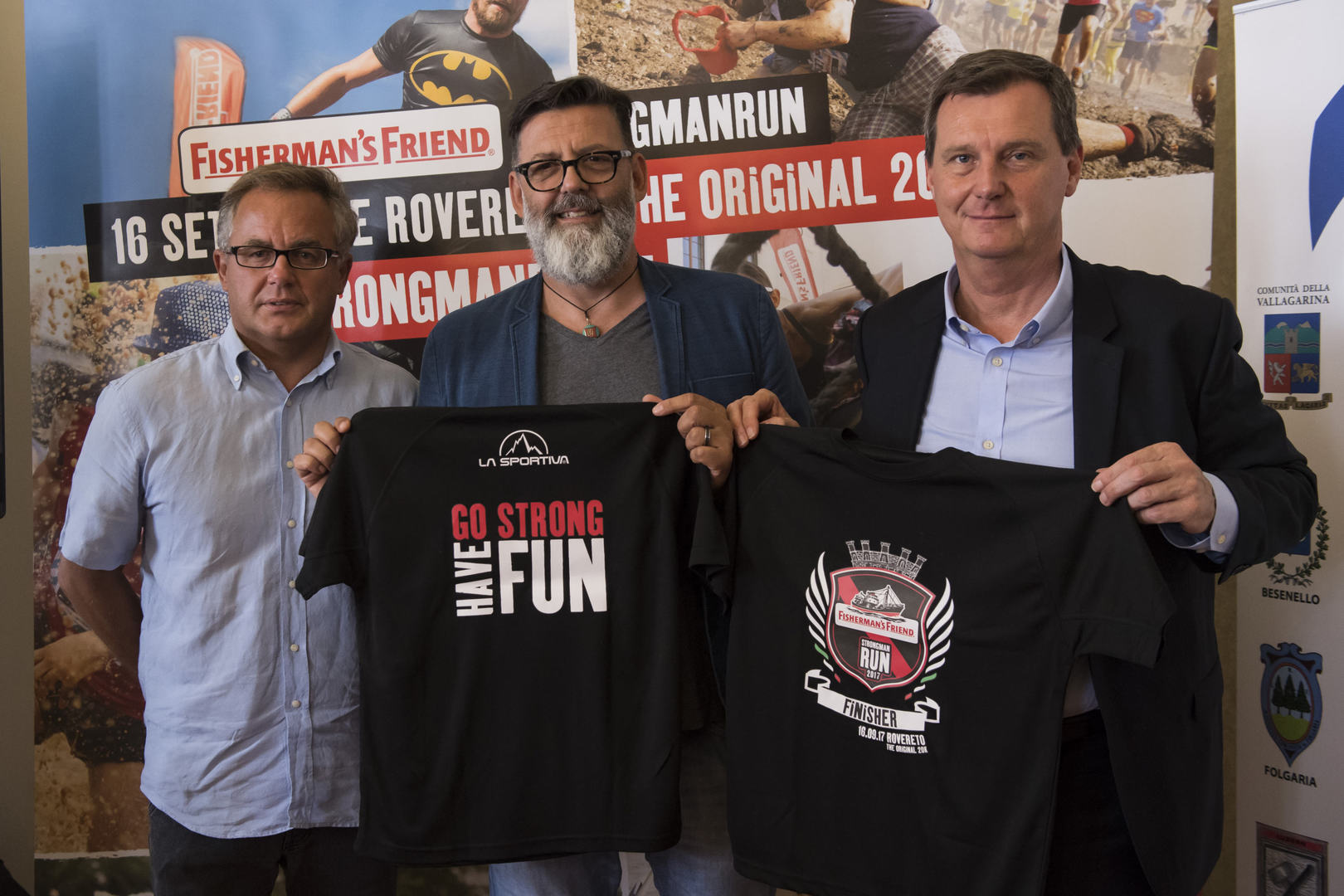 La Sportiva è sponsor della <strong>La maglia ufficle 2017 durante la presentazione stampa della Fisherman's Friend StrongmanRun Italia 2017