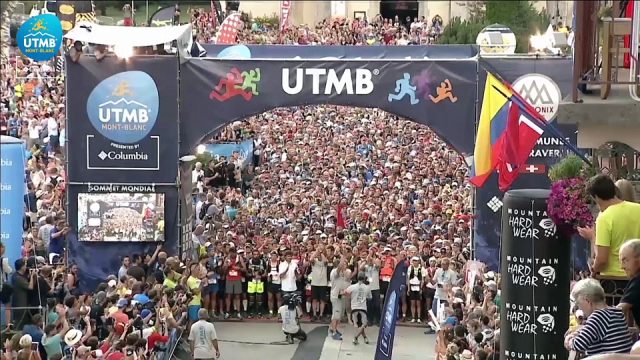 L'emozionante partenza dell'UTMB 2016 L'emozionante partenza dell'UTMB 2016