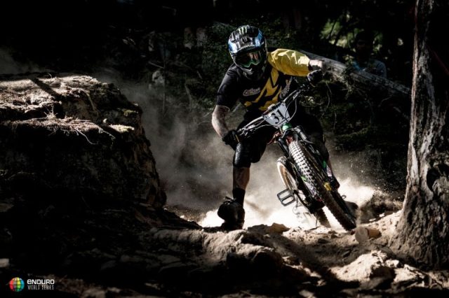 Sam Hill si presenta a Whistler in testa al circuito EWS