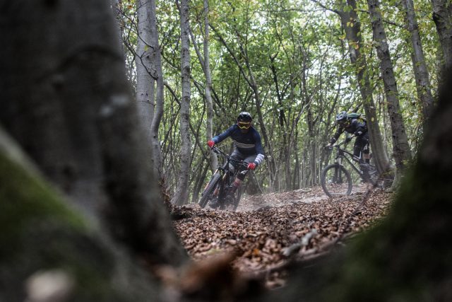 In azione sui trail che scendono dalla Base Nato