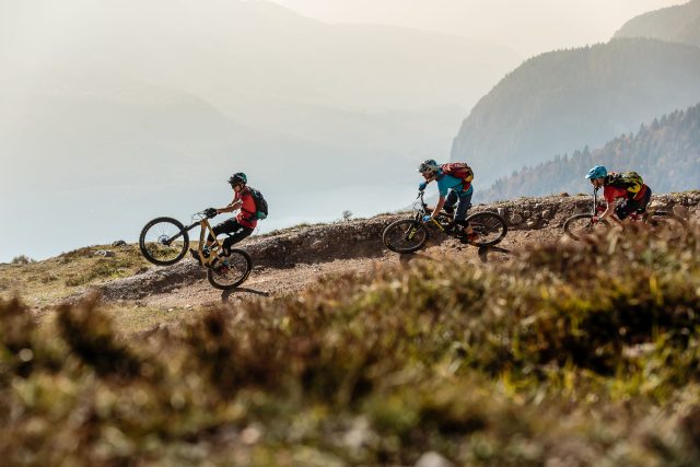 Un bel mix tra artificiale e naturale sui trail di Molveno Zone a Dolomiti Paganella Bike