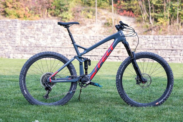 Felt Decree 1, all-mountain da 140 mm di travel posteriore
