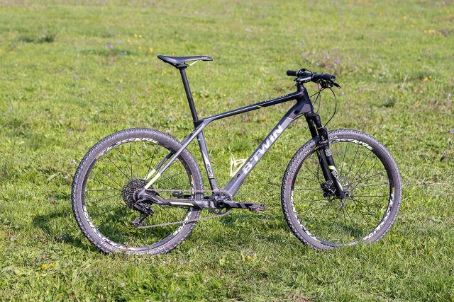 B'Twin Rockrider 960, top di gamma Decathlon per XC con telaio in carbonio