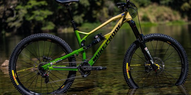 La nuova Nukeproof Mega 275 Carbon di Sam Hill