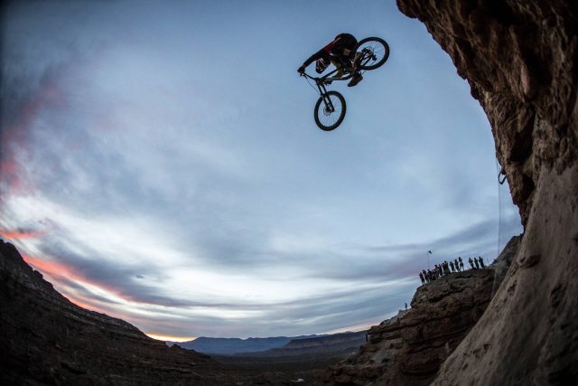 Il veterano della Rampage, lo statunitense Kyle Strait, due volte vincitore