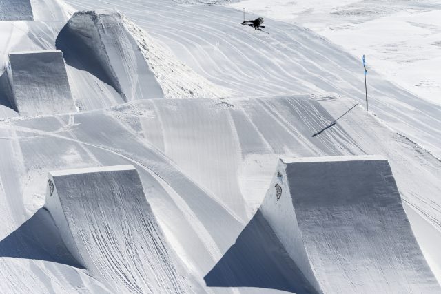 Bobby Brown Stubai