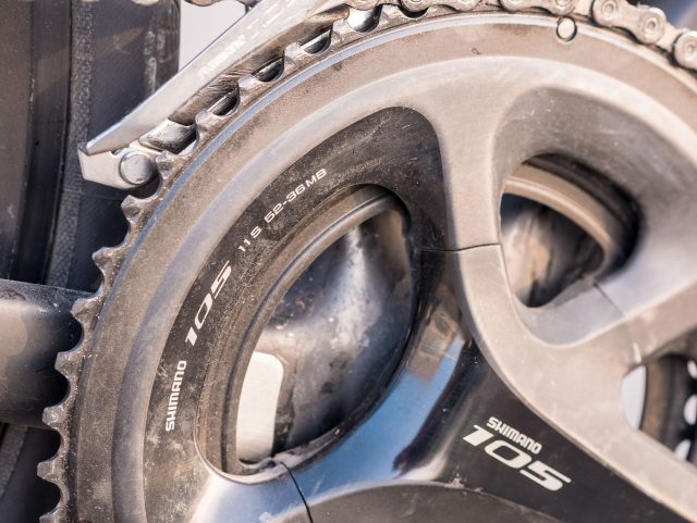 Guarnitura doppia Shimano 105 con corone 52/36d