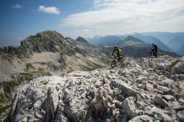 La nuova eMTB da enduro Focus SAM2 in azione