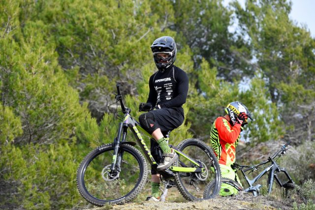 La nuova bici Devinci Spartan Carbon in primo piano - foto: Carmine Tedesco