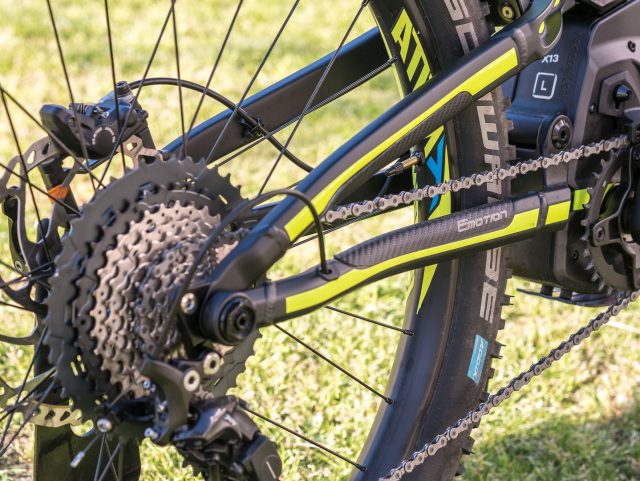Sistema di sospensione Split Pivot da 6" di travel