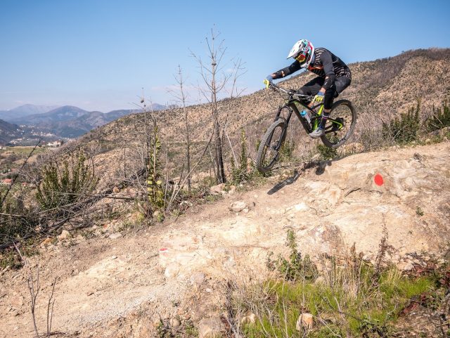 Rose Bikes Pikes Peak EN 1 - action