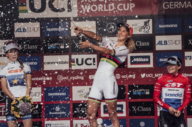 Yana Belomoina 2^, Jolanda Neff 1^, Anna Tauber 3^ sul podio Elite Women