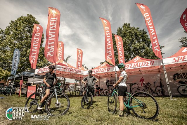 Stand Specialized, title sponsor del circuito