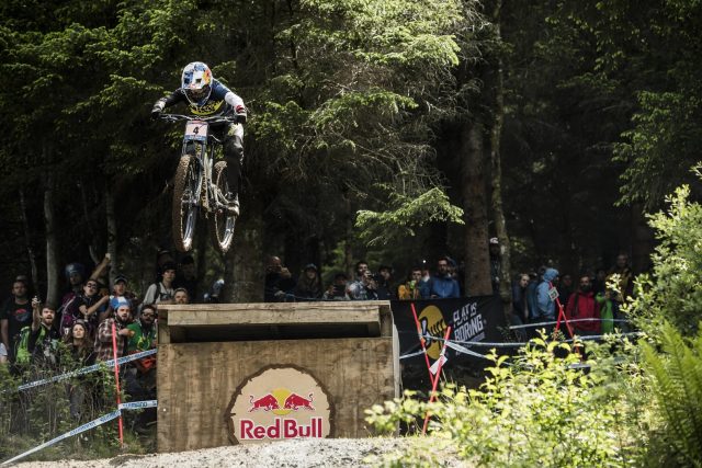 Myriam Nicole rintuzzerà gli attacchi di Rachel Atherton, che punta al grande ritorno sulla pista di casa