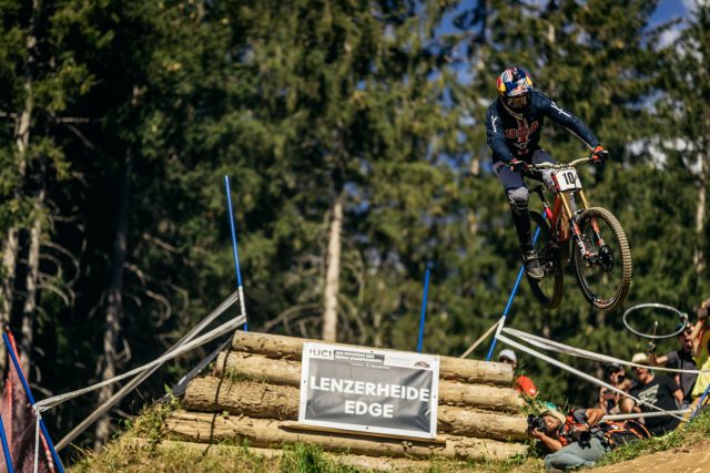 Ancora un'edizione sfortunata dei Mondiali DH per Aaron Gwin