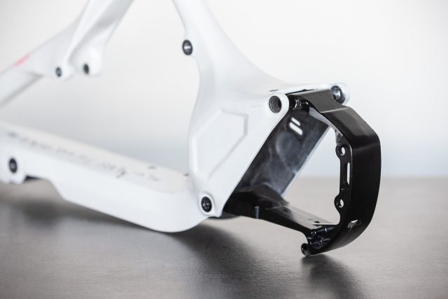Supporto motore completamente rivisto, per un telaio più rigido e più leggero