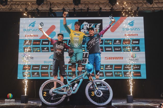 Damien Oton secondo a Finale Ligure dietro a Richie Rude e davanti a Kevin Miquel