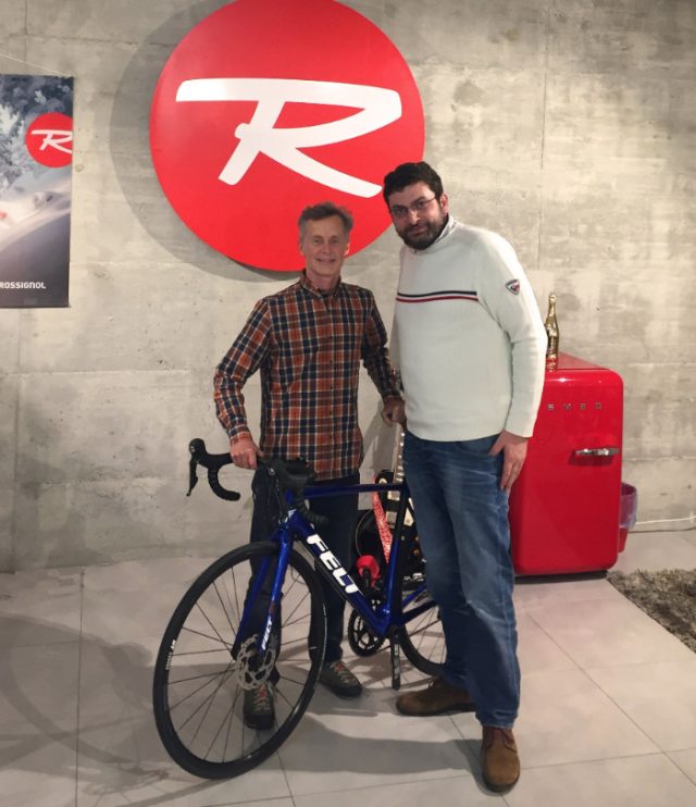 Charlie Hancock (a sinistra) e Alessio Meda nella sede Rossignol Italia