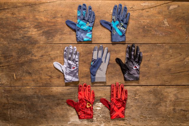 La gamma di guanti Leatt DBX primavera/estate 2019