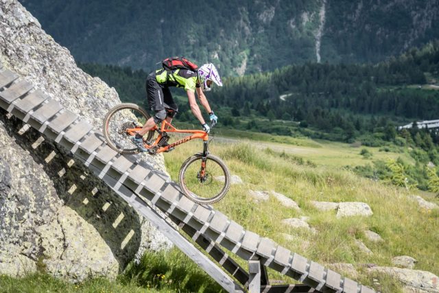 Sui trail del bike park al Passo del Tonale