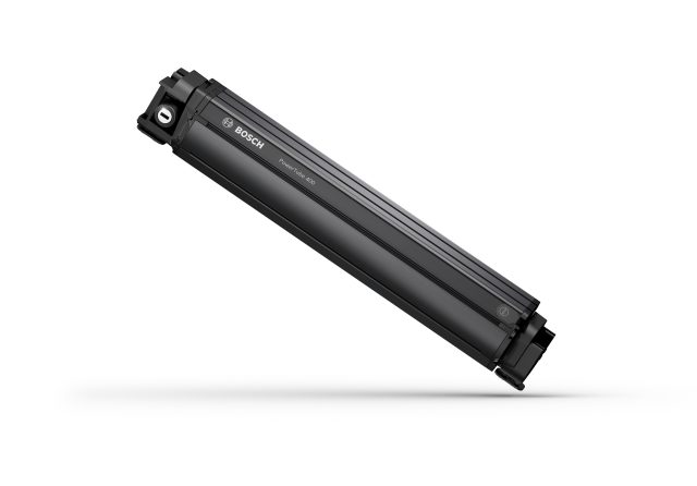 Altra novità: la PowerTube 400 compatta, che si integra armoniosamente nel telaio delle city bike.
