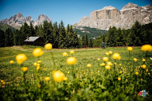 Enduro al cospetto delle Dolomiti