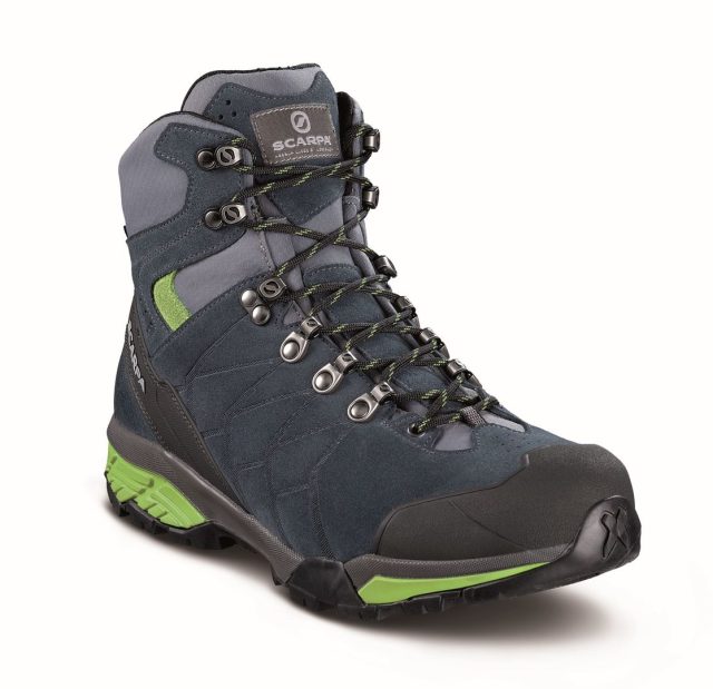 In foto il ZG TREK GTX nella versione da uomo In foto il ZG TREK GTX nella versione da uomo