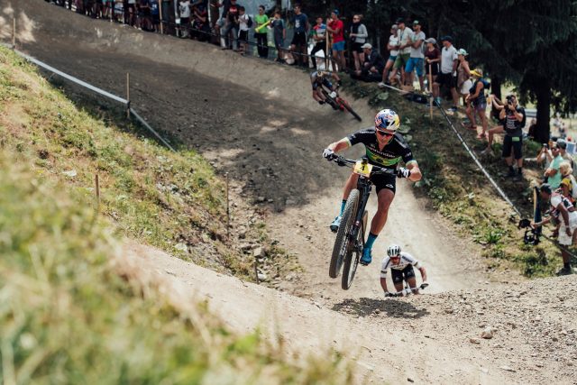 Henrique Avancini sempre consistente in Coppa del Mondo XC 2019, a Les Gets chiude terzo