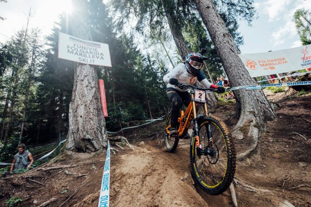 Marine Cabirou al primo successo in World Cup DH