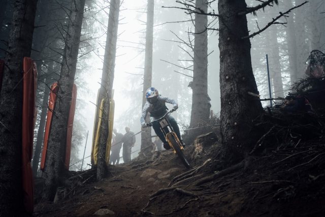 Condizioni autunnali a Lenzerheide: nebbia e pioggia