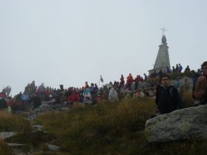 Folla-allarrivo-sul-Mombarone