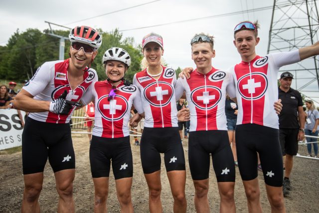 La nazionale svizzera trionfatrice nella competizione Team Relay dei Mondiali MTB 2019 - foto: ©Michal Cerveny