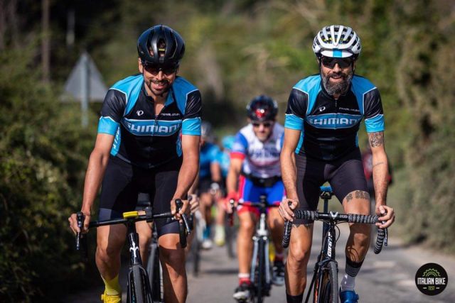 In bici con l'ultracycler Omar Di Felice