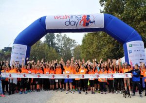 La partenza dell'edizione 2018 della Walking Day Milano