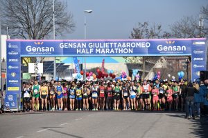 Un'immagine dell'edizione 2019 della Gensan Giulietta&Romeo Half Marathon Un'immagine dell'edizione 2019 della Gensan Giulietta&Romeo Half Marathon