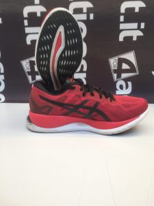 ASICS & GREEN MEDIA LAB ASICS non è solo storia, ecco la nuova GLIDERIDE, sinonimo di tecnologia avanzata e evoluzione di forme per un running proiettato nel futuro