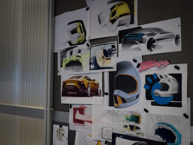 Met Helmets - schizzi