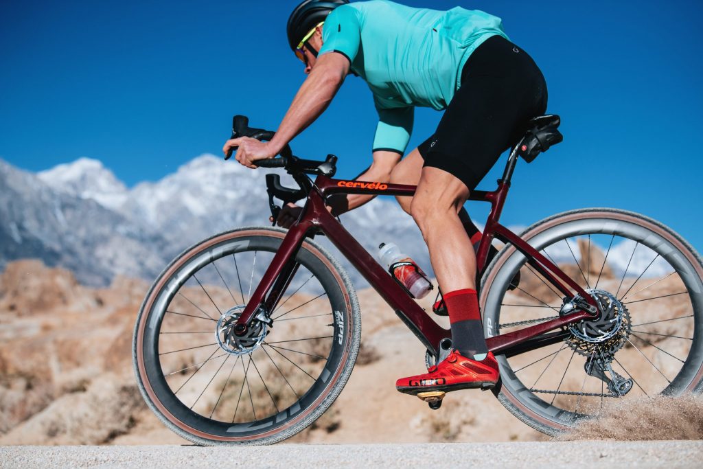 Zipp 303 S più larghe e massicce - 4ActionSport