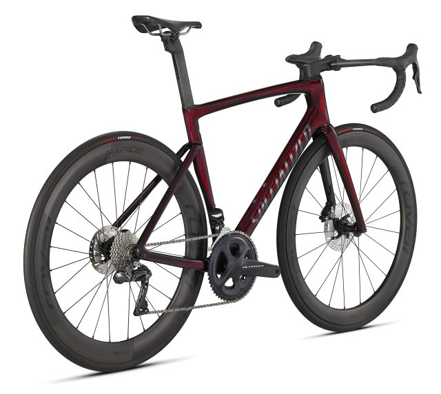 La nuova bici da strada Specialized Tarmac SL7 è come la Venge... solo