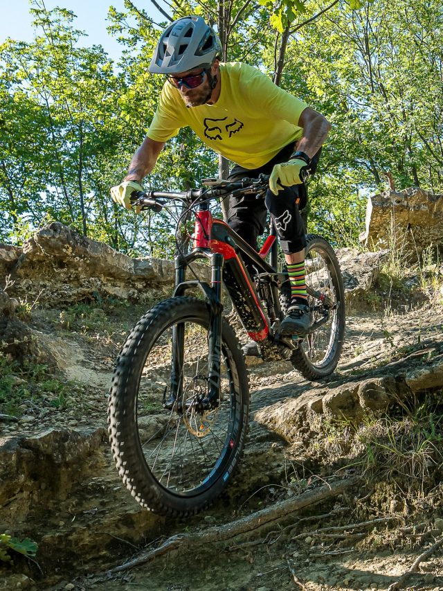Brinke X5R+ Race test - discesa gradoni
