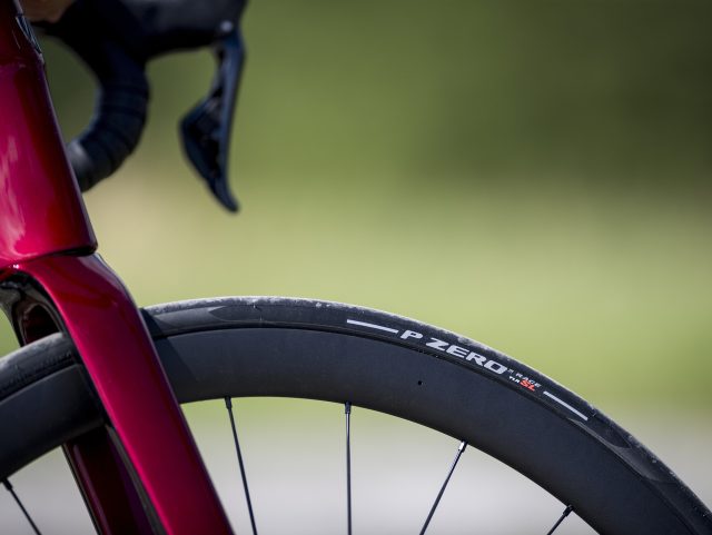 Pirelli P Zero Race in versione TLR