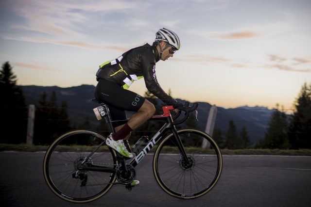 Chasing Cancellara Zurigo Zermatt spettacolare